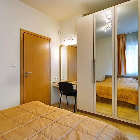 Fey Apartment *